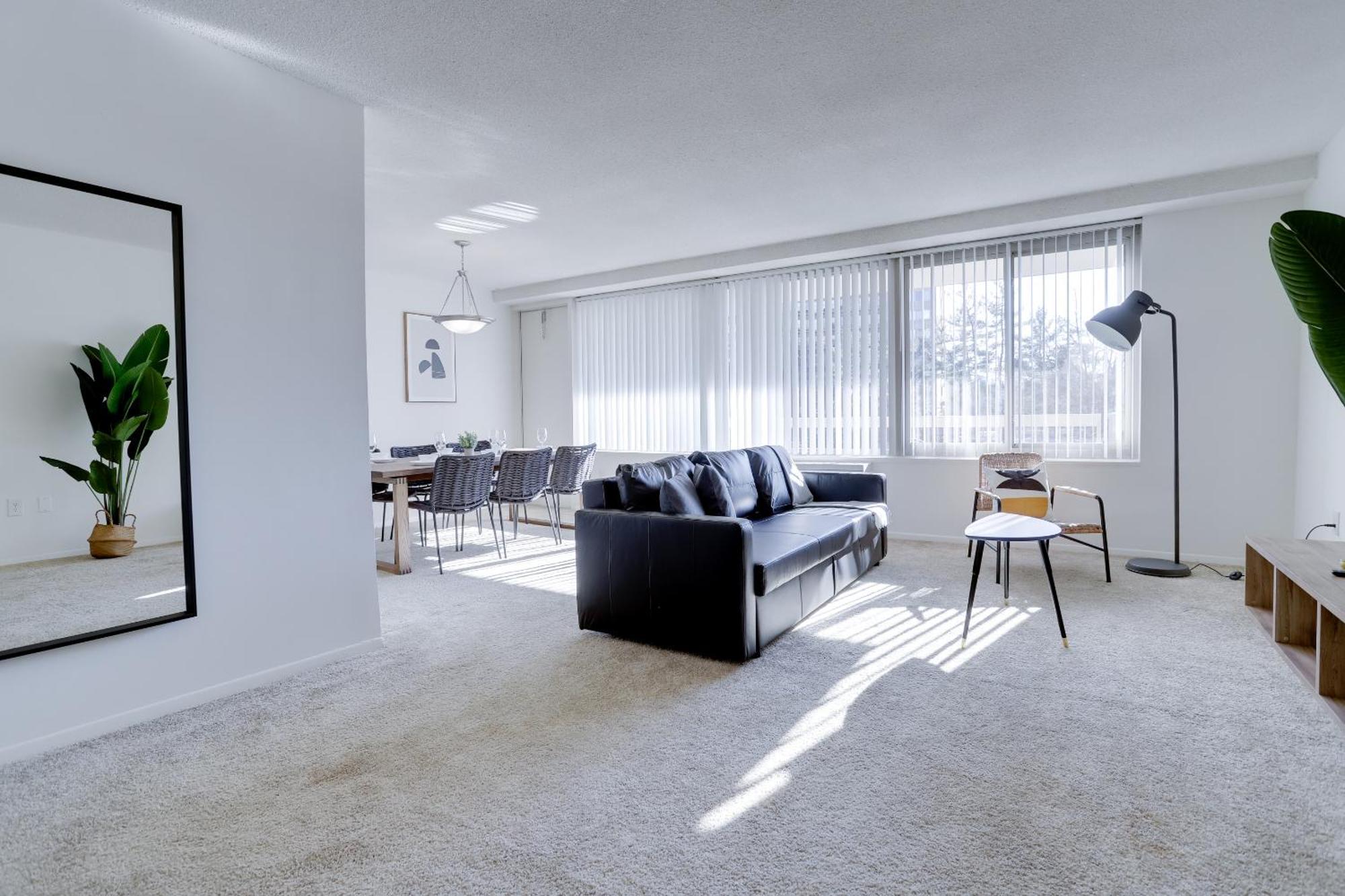 Spacious 2 Bedrooms Apt @Crystal City With Gym Arlington Exteriör bild